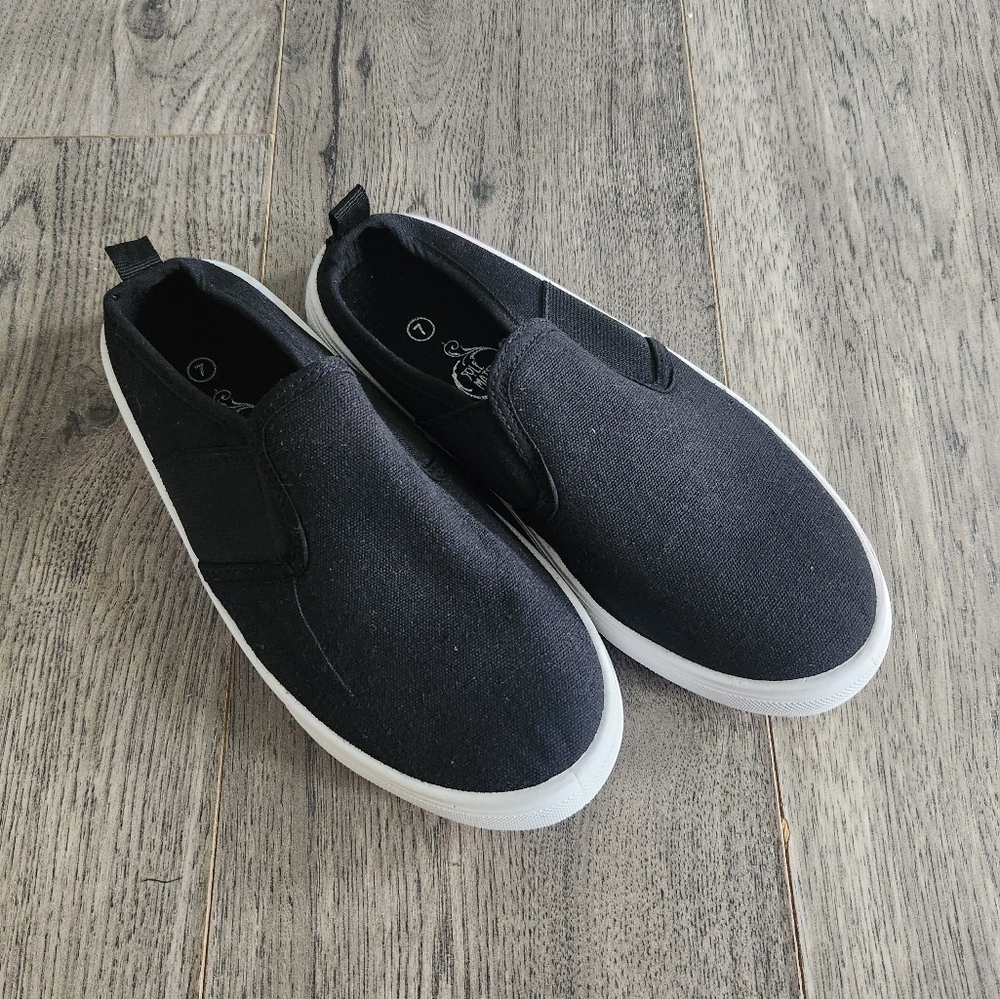 Sole Mates | Black Slip On Shoes
